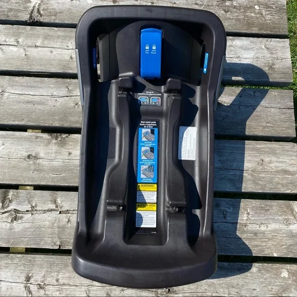 ❌SOLD❌ Nuna Pipa car seat w/ car seat base EUC - Picture 9 of 16